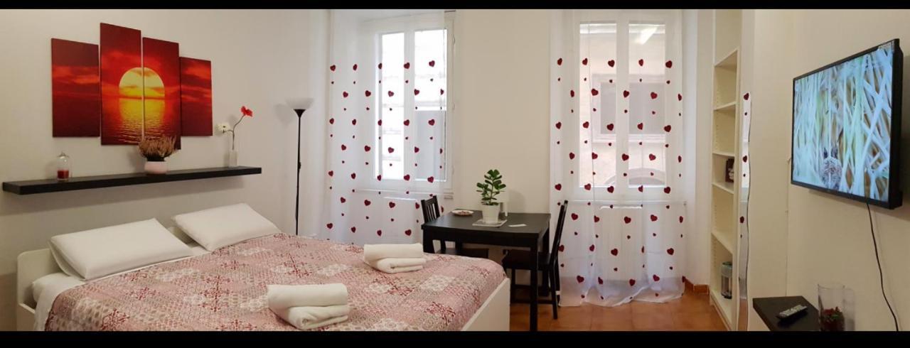 King Room with Private External Bathroom,1033456460:JPEG